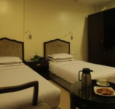 Hotel Ashoka, Pune Yerandwane المظهر الخارجي الصورة