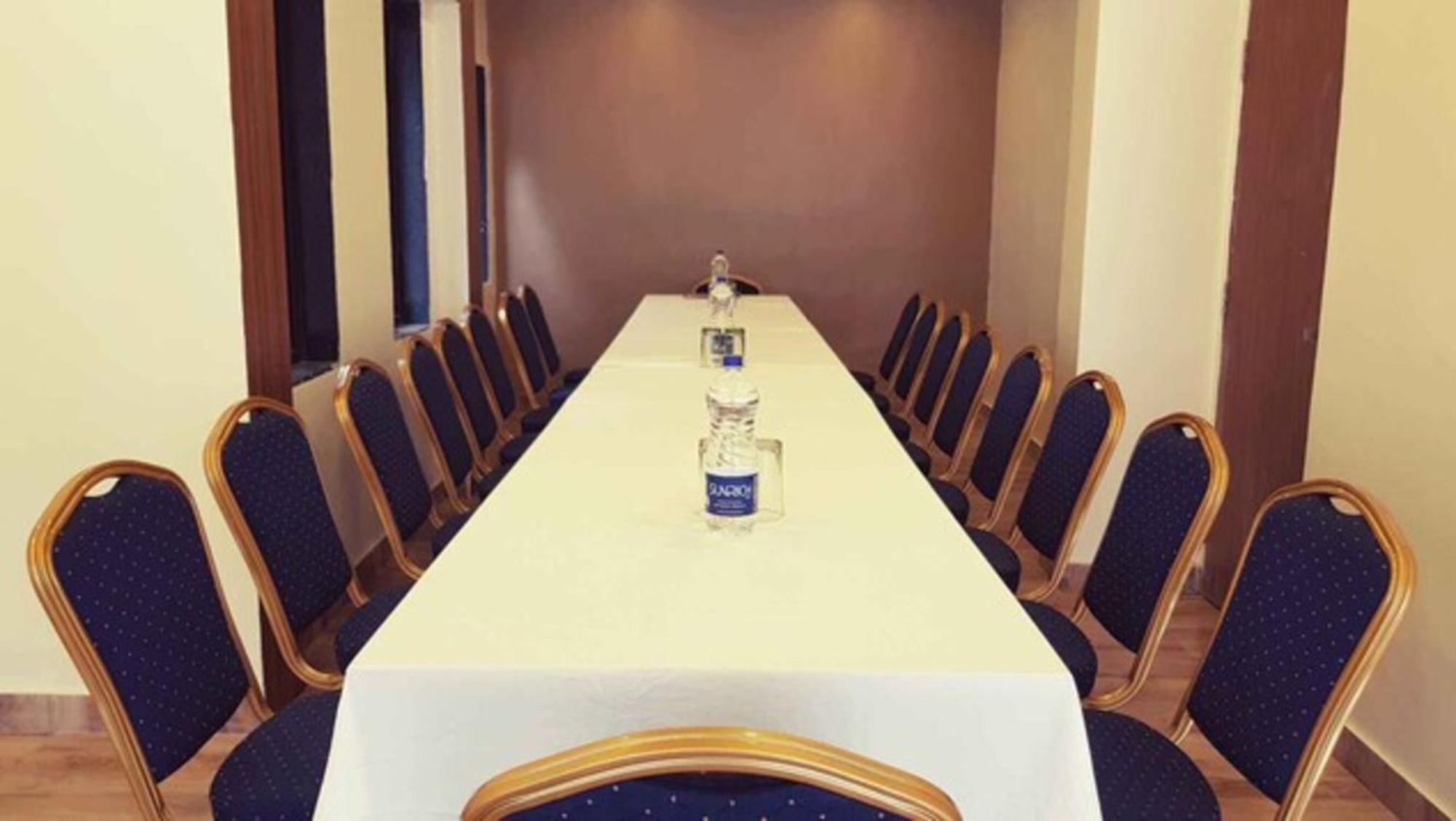 Hotel Ashoka, Pune Yerandwane المظهر الخارجي الصورة